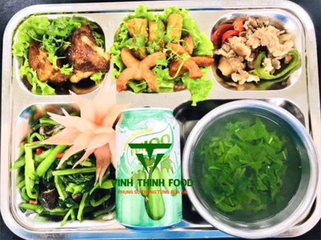 Suất ăn công nghiệp